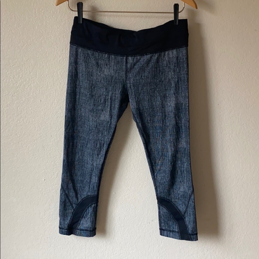 Lululemon Inspire Crop